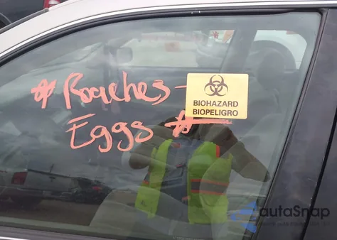 1999 Toyota Camry Le из США, поврежденный, VIN 4T1BG22K8XU529578